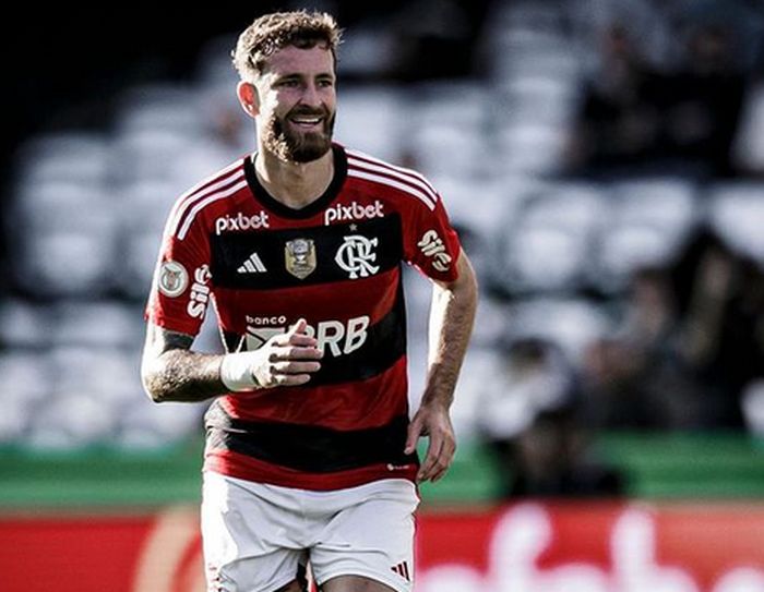 Léo Pereira sofre problema no tórax e vira preocupação para o Flamengo