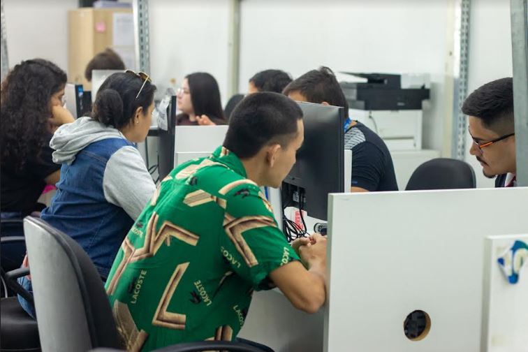 Sine Amazonas divulga 206 vagas de emprego para esta quinta-feira