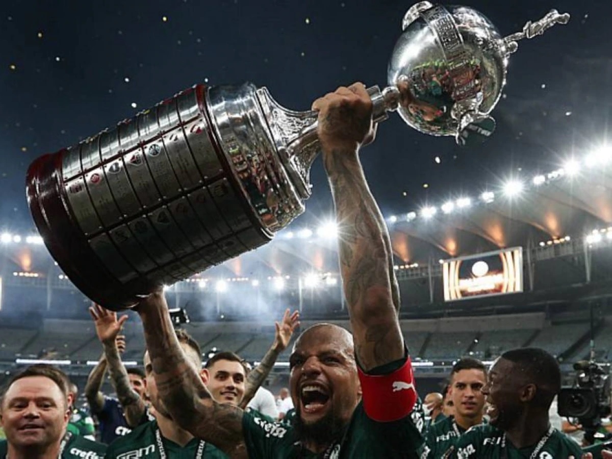 Globo, SBT e plataformas pagas brigam pela transmissão da Libertadores