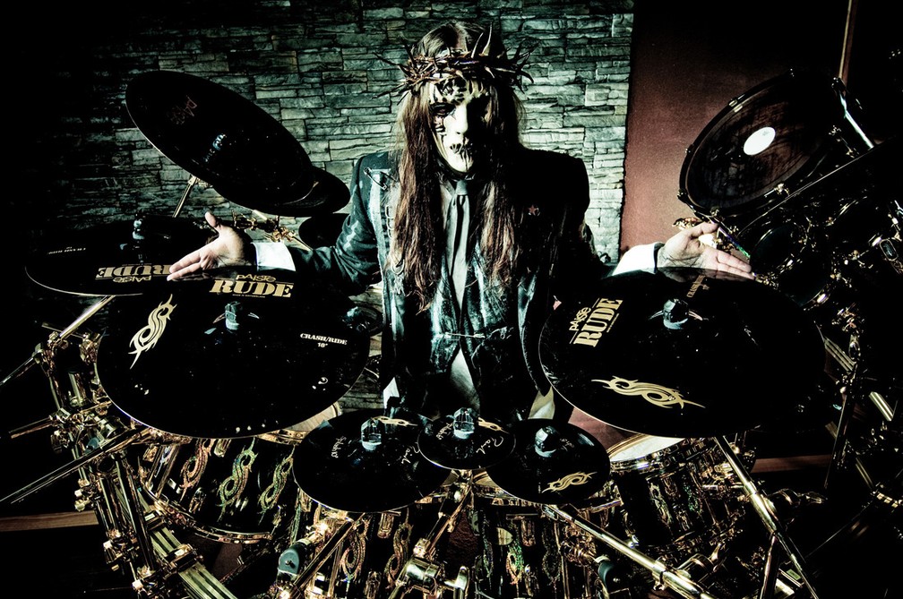 Morre aos 46 anos Joey Jordison, fundador e ex-baterista do Slipknot