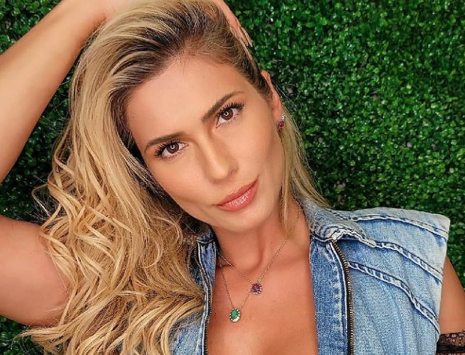 Lívia Andrade lembra rejeição de filhas de Silvio Santos e saída do SBT