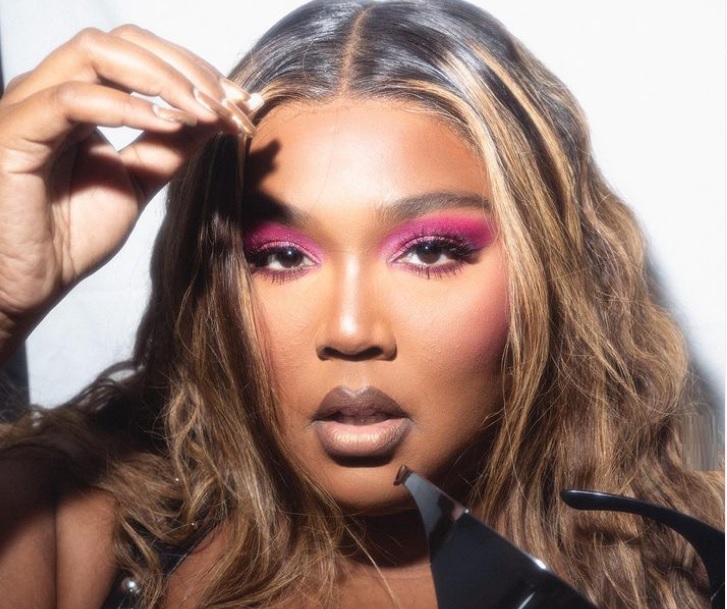 Lizzo se pronuncia e diz que acusações de assédio sexual são inacreditáveis