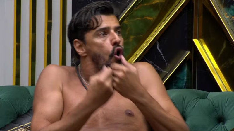 Ana Paula Renault, Juliano Floss e Alberto Cowboy batem boca no BBB26