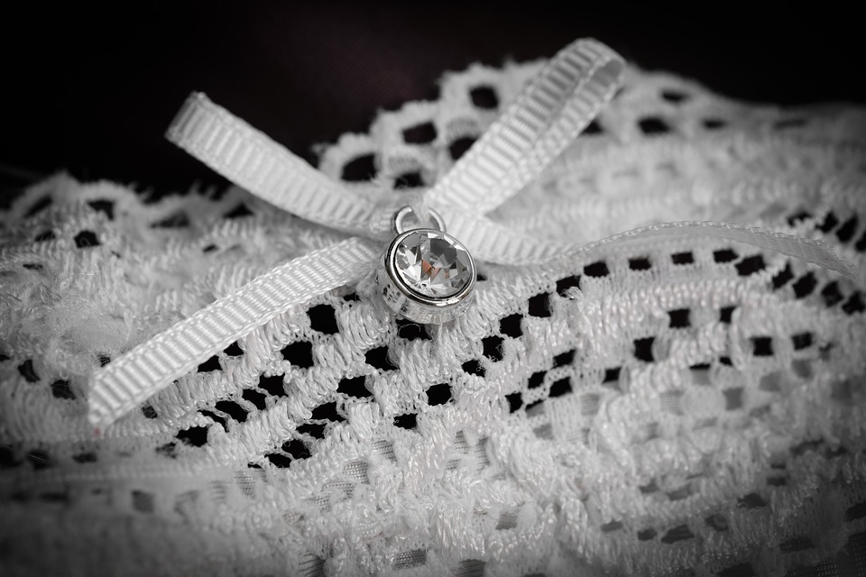 Homem é preso após furtar 21 calcinhas de residência