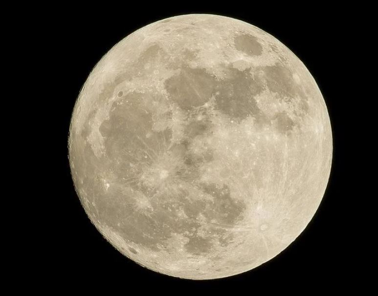 Superlua dos Cervos ocorre na quarta-feira