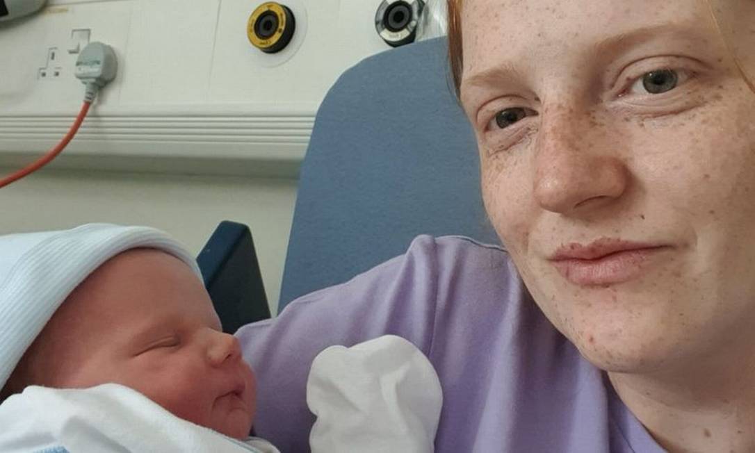 Mulher registra filho como Lúcifer e recebe ataques: ‘não sou religiosa'