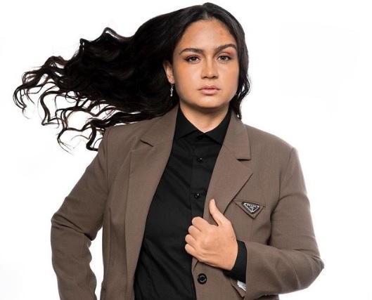 Cinco meses após morte de Maurílio, Luiza faz primeiro show solo