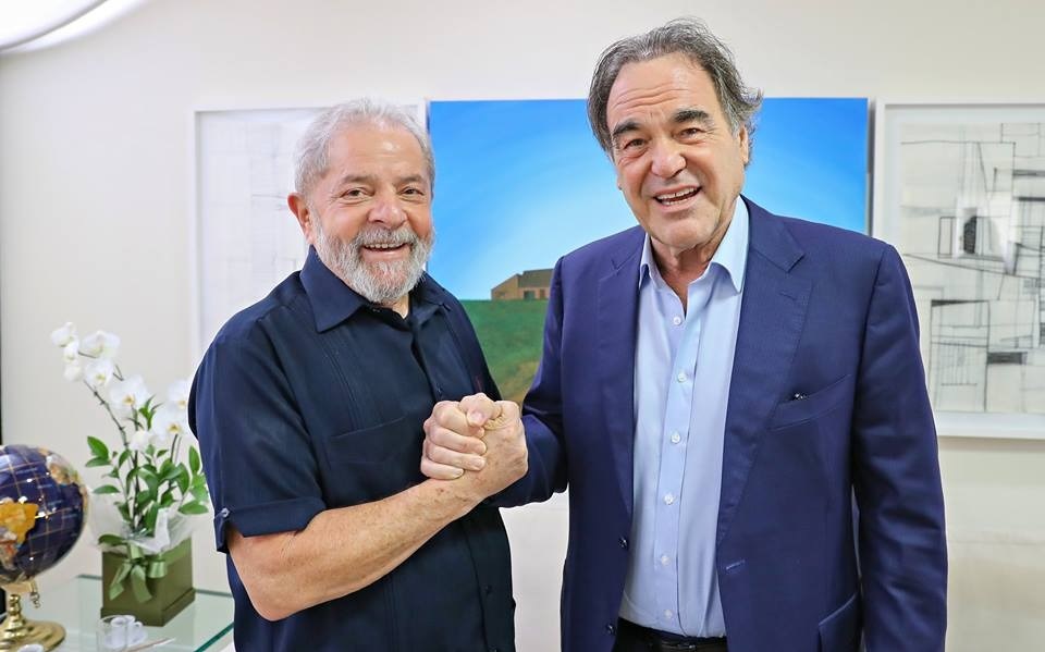 Filme sobre Lula está pronto e será lançado em breve, diz diretor Oliver Stone