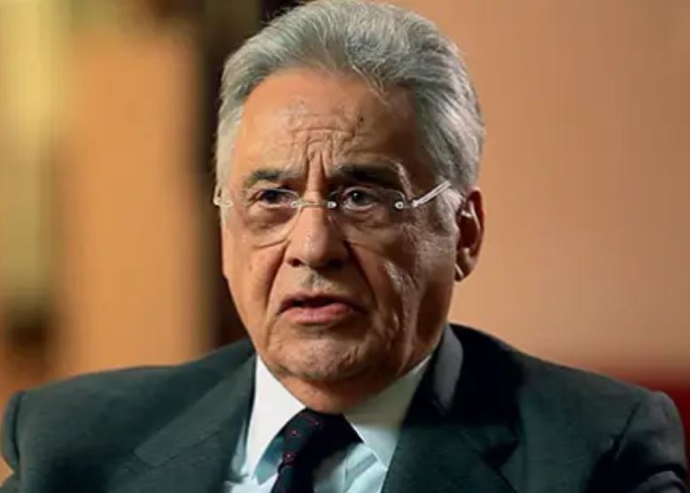 Internado, ex-presidente Fernando Henrique Cardoso passará por cirurgia