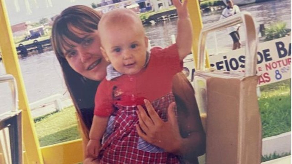 A história por trás do tuíte viral sobre mãe que morreu de Covid-19