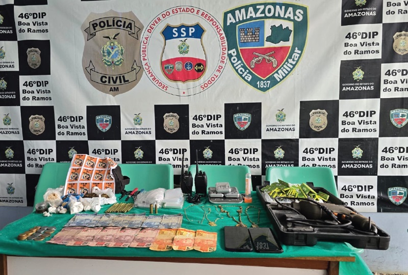 Mãe e filho são presos por tráfico de drogas no Amazonas