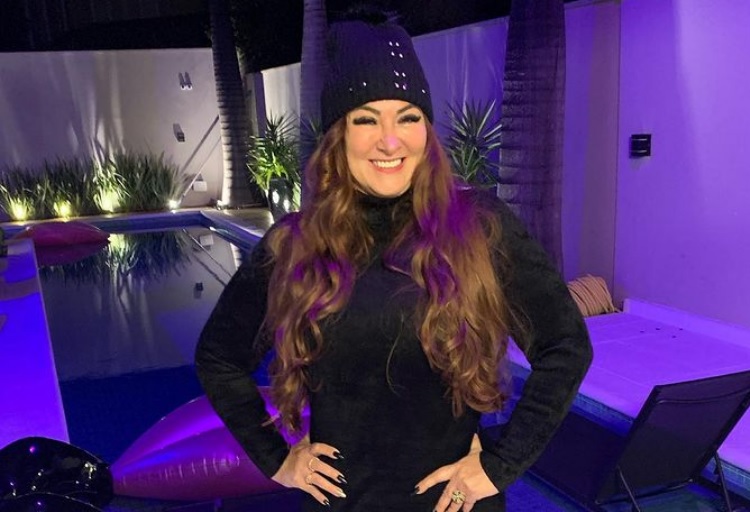 Mãe de Neymar é acionada pela Justiça após comprar mansão por R$ 13 mi