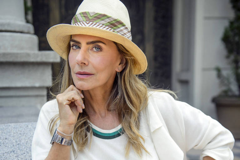 Maitê Proença fala sobre Adriana Calcanhoto e vida sexual: 'Bem mais legal'