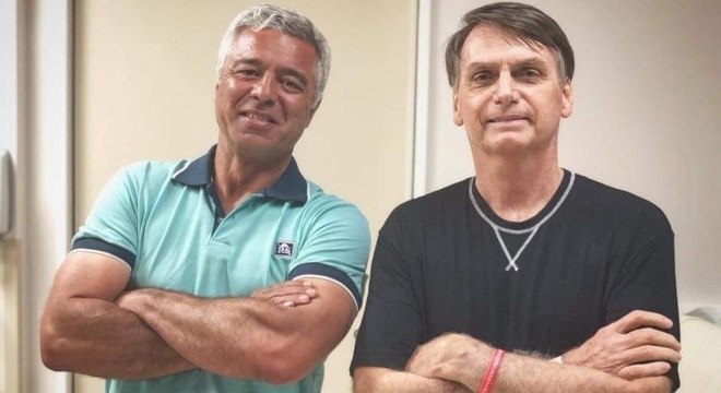 Em live, presidente Bolsonaro ignora morte de Major Olímpio