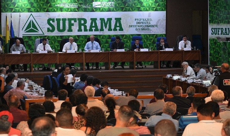 Suframa avalia investimentos que criam 1.012 empregos em Manaus