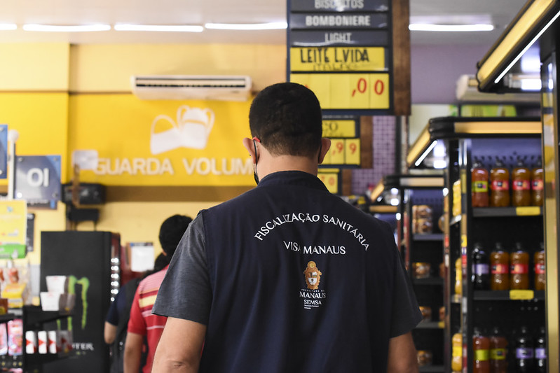 Cafés da manhã são autuados por desrespeito ao distanciamento em Manaus