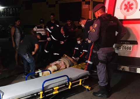 Motorista foge sem prestar socorro para casal arremessado em rua de Manaus