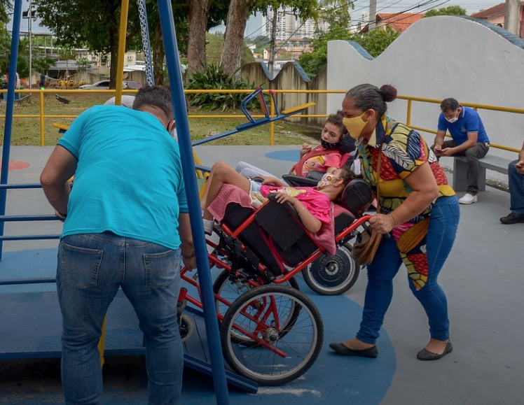 Manaus ganha playground inclusivo no parque Cidade das Crianças