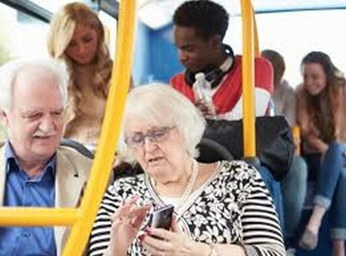 Carteira de idoso com vencimento em 2020 é prorrogada até 2021