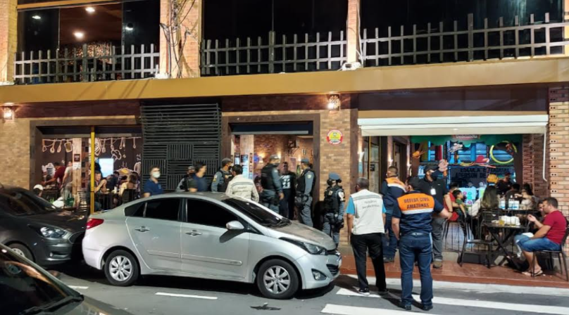 Mais de 20 estabelecimentos são fechados durante fiscalização em Manaus