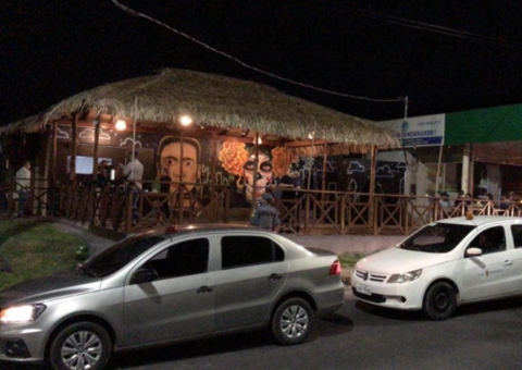 Mais de 10 bares são fechados durante fiscalização em Manaus