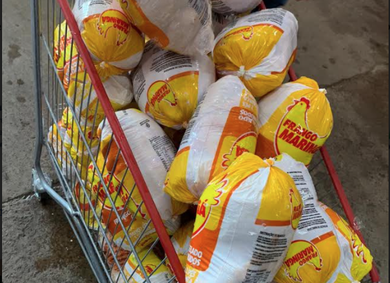 Mais de 260 kg de alimentos são apreendidos em supermercado de Manaus