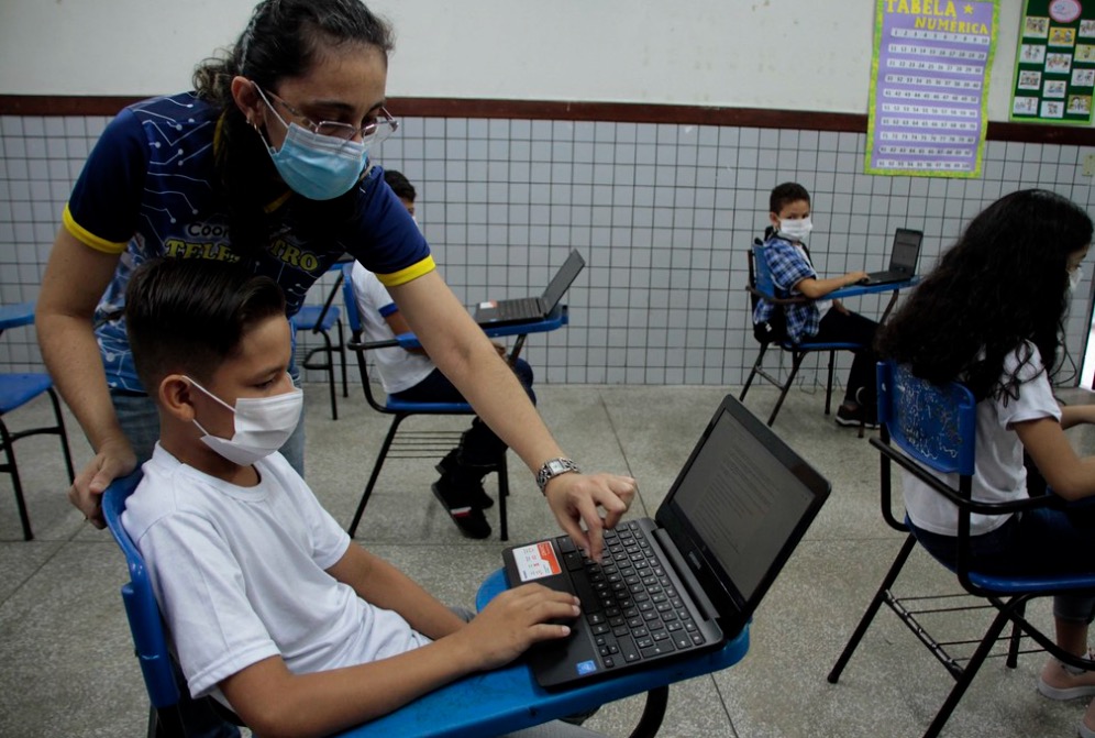Manaus supera meta do MEC e está entre as 10 melhores capitais em educação