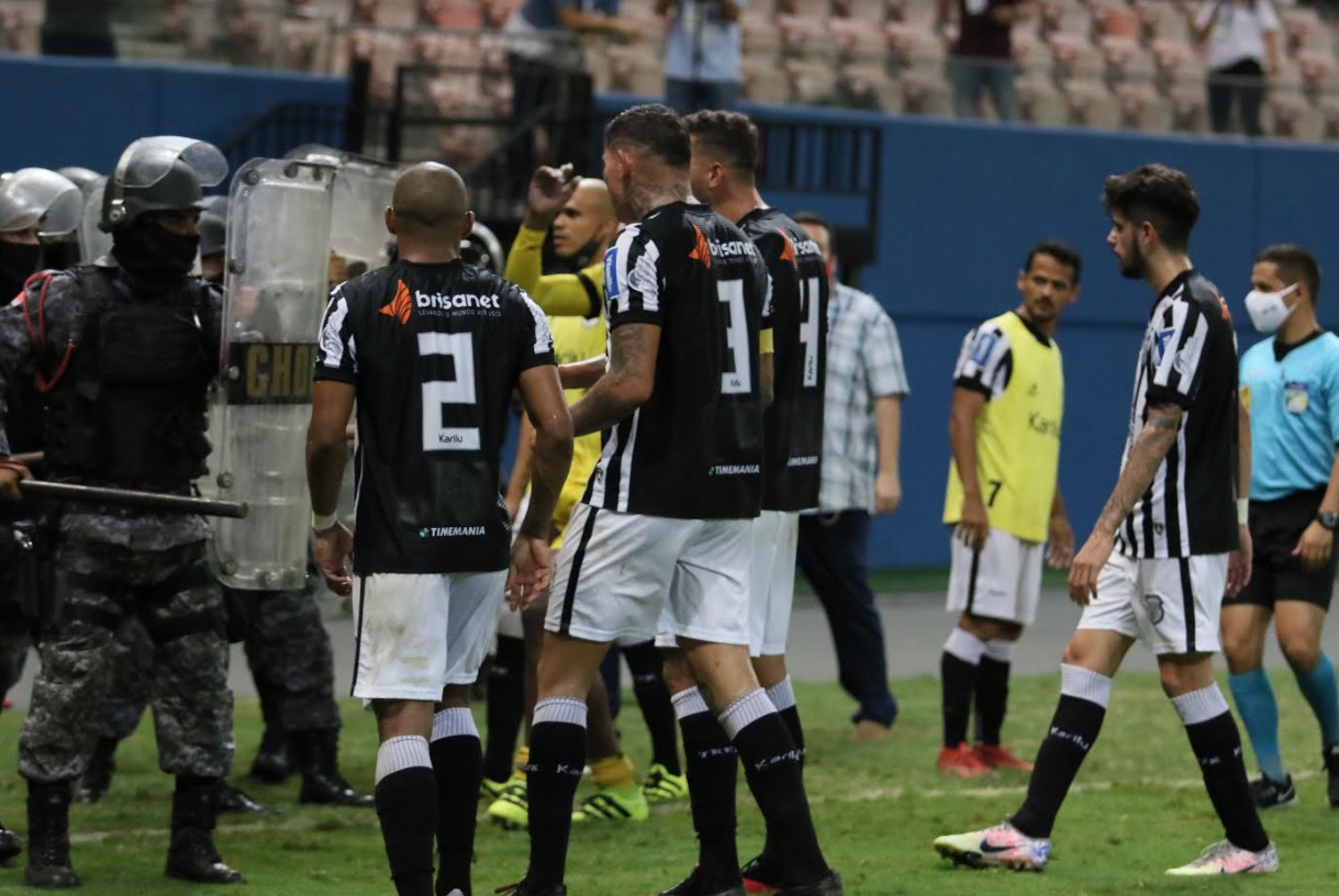 Manaus FC vai ao STJD pedir punição ao Treze-PB após confusão em jogo