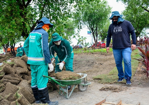 Serviço de paisagismo é concluído em bairro de Manaus