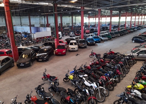 Detran realiza maior leilão de veículos da história; saiba como participar 