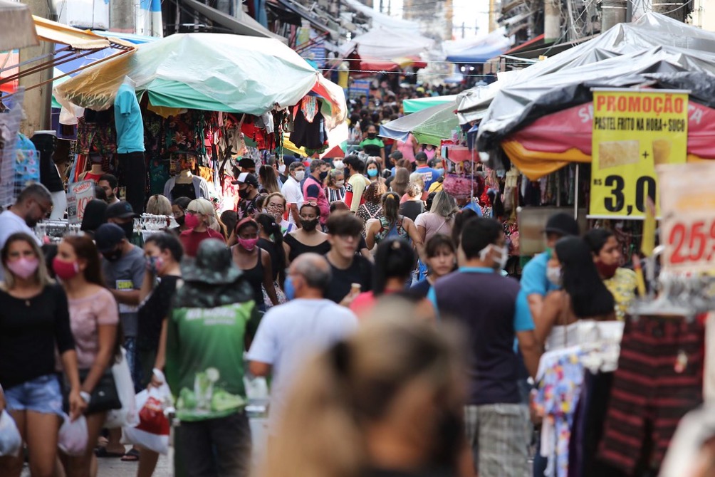 Manaus vive 2ª onda da Covid-19, reafirma pesquisador que pede lockdown