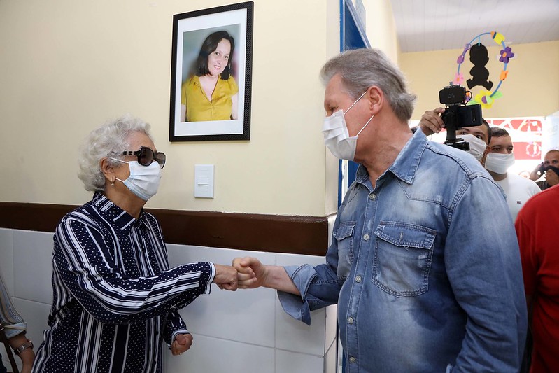 Artur Neto inaugura creche na zona Norte de Manaus