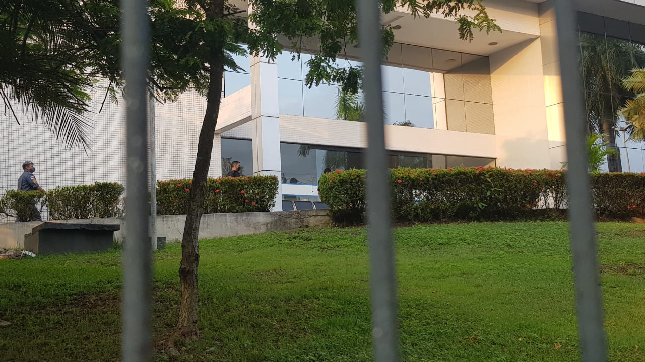 Operação da PF cumpre 5 mandados de prisão em Manaus