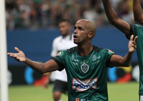 Manaus FC não dá aumento e Rossini deixa o clube no meio da Série C