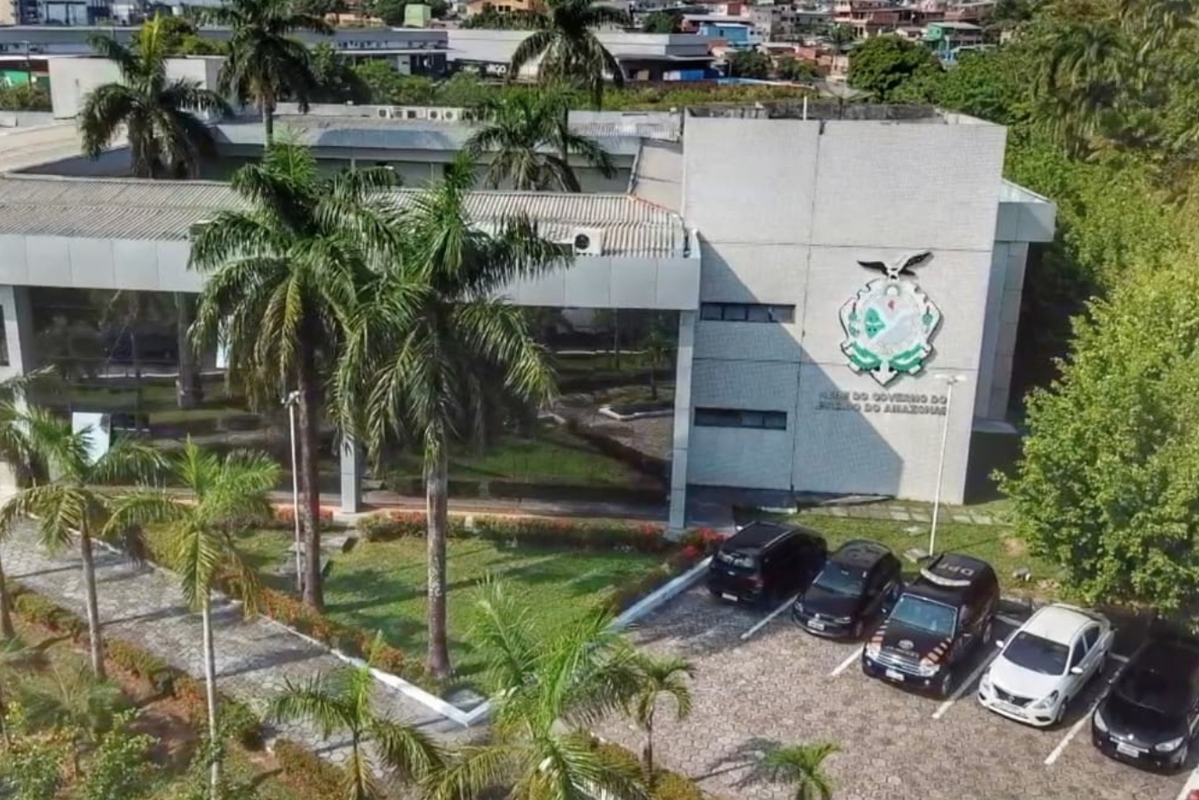 PF deixa sede do Governo do Amazonas após buscas