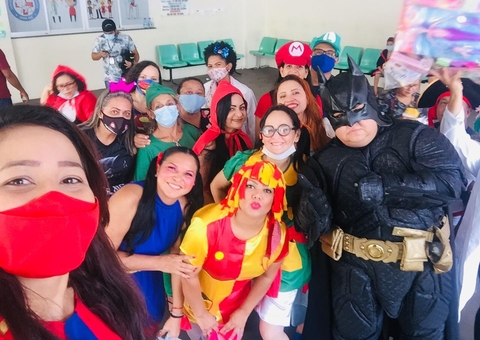 'Heróis nos Hospitais' levam brinquedos à crianças internadas em Manaus
