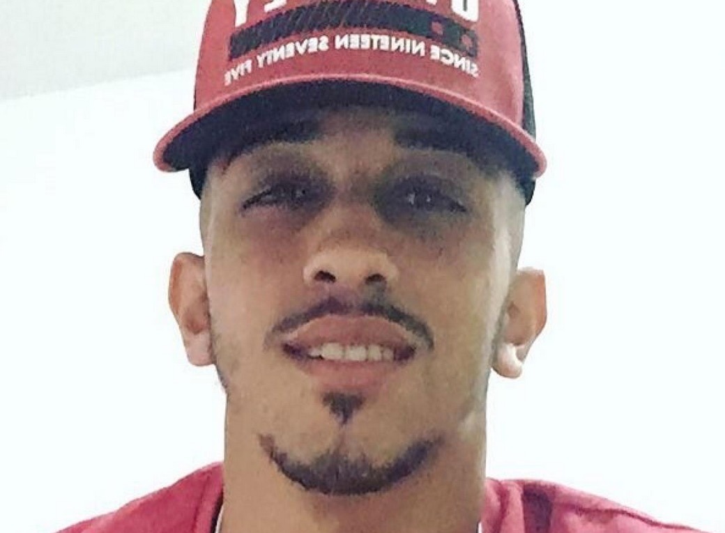 Fuzileiro desaparece em rio após confusão em flutuante Abaré Sup em Manaus