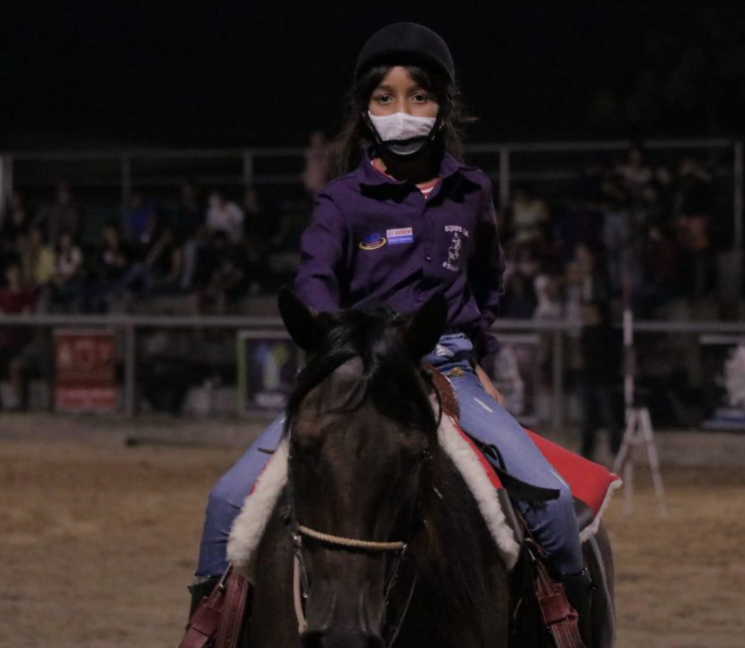 Prova dos Três Tambores reúne mais de 80 competidores na Nilton Lins