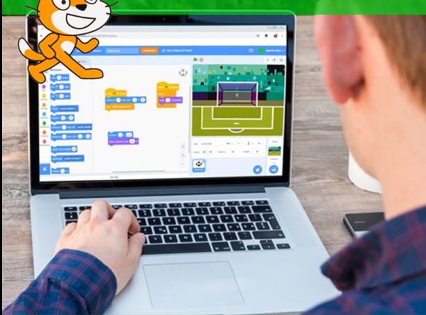 Semed faz evento Scratch Day sobre linguagem de programação