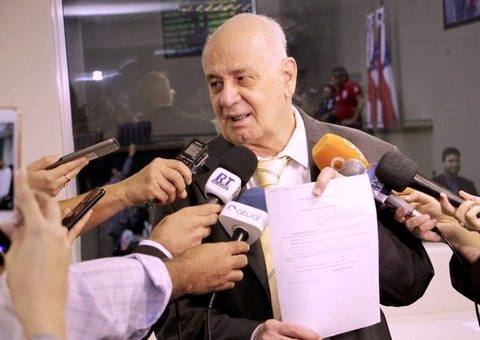 Em Manaus, deputado diz que brecar CPI da Saúde é equívoco