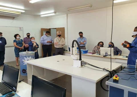 Estrutura de laboratórios da Fucapi recebe visita de equipe da Suframa