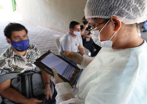 Profissionais de educação devem fazer teste covid-19 até sexta-feira