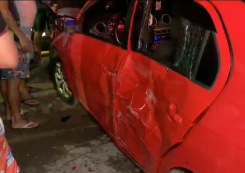 Motorista faz manobra perigosa e causa grave acidente em Manaus