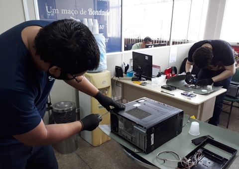 Estudantes do Senac AM realizam ‘manutenção solidária’ em Manaus