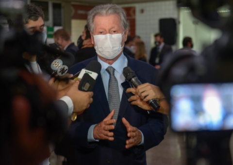 ‘Não vou deixar dívidas’, diz Arthur, sobre processo de transição em Manaus