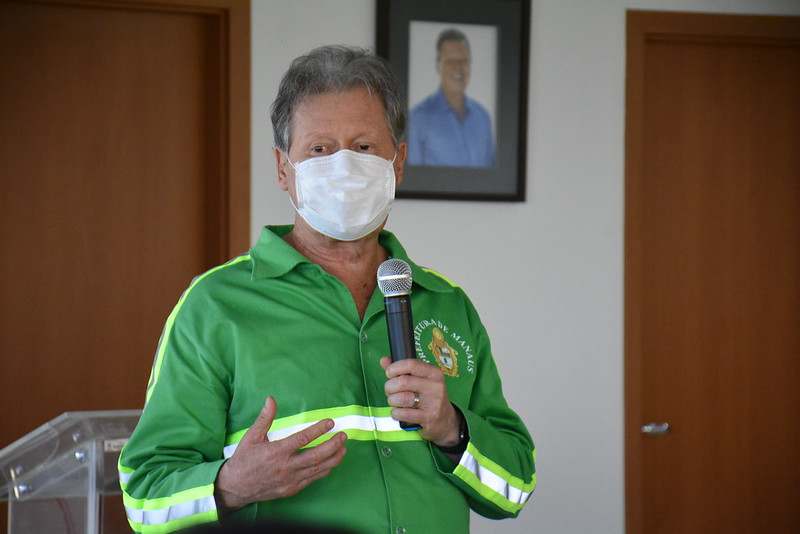 Arthur anuncia pagamento de indenização a comissionados em Manaus