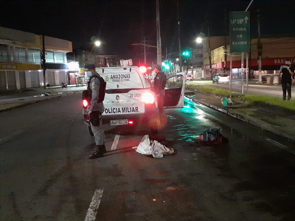 Mulher morre atropelada ao tentar atravessar avenida movimentada de Manaus