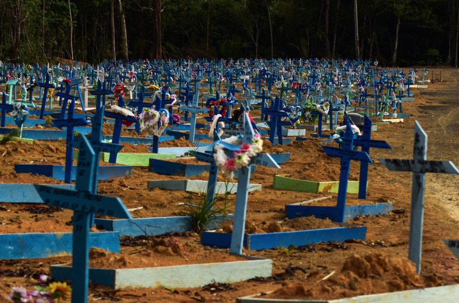 Live reúne várias religiões em homenagem ao Dia dos Finados em Manaus