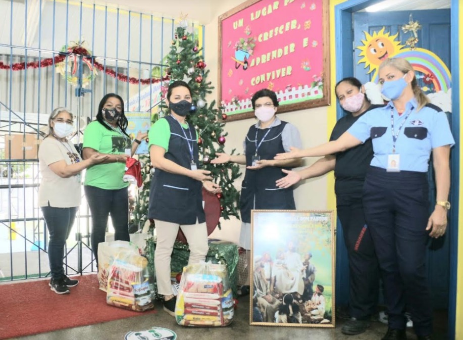 Natal Solidário arrecada doações para alunos carentes em Manaus