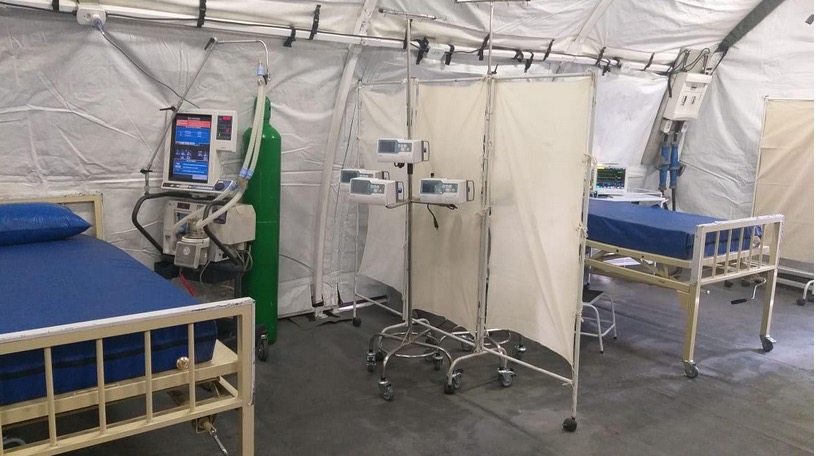 Com UTI lotada, Hospital Militar monta área externa para atender pacientes 